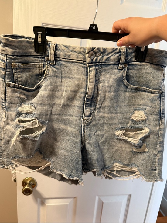Pants - Distressed Light Wash Denim Women’s Shorts
